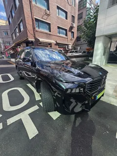 2023 BMW XM 4.4, чёрный — фото 3