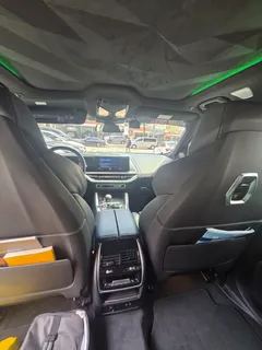 2023 BMW XM 4.4, чёрный — фото 10