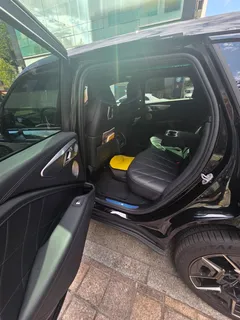 2023 BMW XM 4.4, чёрный — фото 17