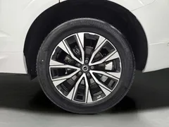 2024 Volvo XC60 B5 Ultimate Bright, белый — фото 7