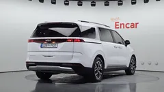 2023 Kia Carnival Gasoline 9-Seater Prestige — фото 2
