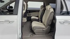2023 Kia Carnival Gasoline 9-Seater Prestige — фото 11