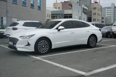 2022 Hyundai Sonata Premium Plus, белый — фото 2