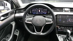 2021 Volkswagen Passat 2.0 TDI Prestige, белый — фото 13
