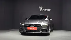 2022 Audi A7 55 TFSI Quattro Premium, серый — фото 3