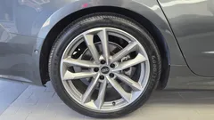2022 Audi A7 55 TFSI Quattro Premium, серый — фото 5