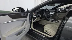 2022 Audi A7 55 TFSI Quattro Premium, серый — фото 10