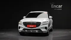 2021 Genesis GV70 2.2 Diesel AWD, белый — фото 3