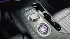 2021 Genesis GV70 2.2 Diesel AWD, белый — фото 9