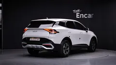 2023 Kia Sportage Gasoline 1.6 Turbo 2WD, белый — фото 2