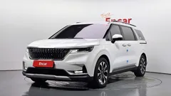 2023 Kia Carnival Diesel 9-Seater Prestige — фото 1