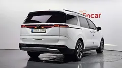 2023 Kia Carnival Diesel 9-Seater Prestige — фото 2