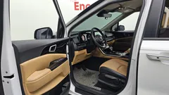 2023 Kia Carnival Diesel 9-Seater Prestige — фото 10