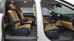 2023 Kia Carnival Diesel 9-Seater Prestige — фото 12