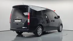 2023 Hyundai Staria Cargo 3-Seater — фото 2