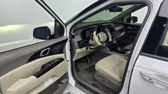 2022 Kia Carnival Gasoline 4-Seater Hi-Limousine — фото 11
