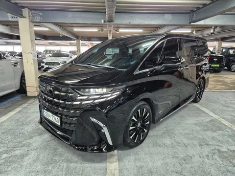 2024 Toyota Alphard 2.5 HEV Executive AWD