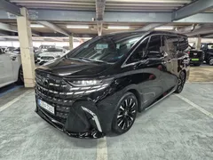 2024 Toyota Alphard 2.5 HEV Executive AWD, чёрный — фото 13