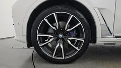 2021 BMW X7 xDrive 40i M Sport 6STR, белый — фото 5