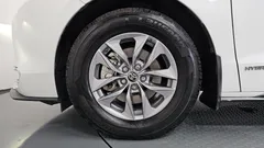 2021 Toyota Sienna 2.5 Hybrid AWD, белый — фото 5