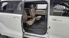 2021 Toyota Sienna 2.5 Hybrid AWD, белый — фото 11