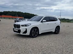2023 BMW X1 sDrive 18d M Sport, белый — фото 8