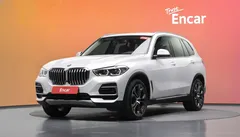2022 BMW X5 xDrive 30d xLine, белый — фото 1
