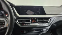 2023 BMW 1-Series 120i M Sports — фото 12