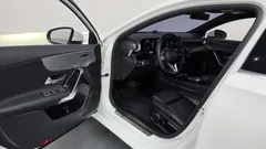 2022 Mercedes-Benz A-Class A220 Hatchback — фото 10