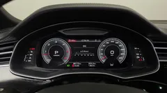 2022 Audi Q8 45 TDI Quattro Premium — фото 8