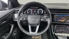 2022 Audi Q8 45 TDI Quattro Premium — фото 13