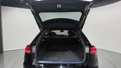 2022 Audi Q8 45 TDI Quattro Premium — фото 20