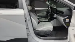 2023 Hyundai Kona Inspiration, серо-серебристый — фото 11