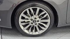 2021 Kia K7 Signature — фото 5