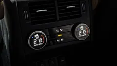 2022 Land Rover Discovery D300 HSE, белый — фото 18