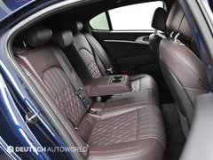 2023 Genesis G70 Gasoline 2.0T 2WD, синий — фото 16