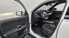 2022 Mercedes-Benz GLB-Class GLB250 4MATIC, белый — фото 10