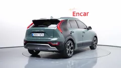 2022 Kia Niro Signature, 담녹색 — фото 2