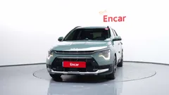 2022 Kia Niro Signature, 담녹색 — фото 3