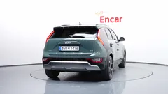 2022 Kia Niro Signature, 담녹색 — фото 4