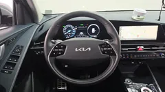 2022 Kia Niro Signature, 담녹색 — фото 17