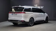 2023 Kia Canival Gasoline 9-Seater Signature, белый — фото 2