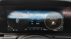 2023 Kia Canival Gasoline 9-Seater Signature, белый — фото 8