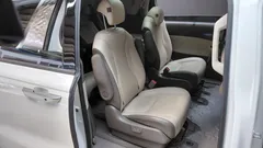 2023 Kia Carnival Gasoline 9-Seater Signature — фото 12