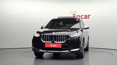 2024 BMW X1 sDrive 20i xLine, чёрный — фото 3