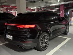 2022 Porsche Cayenne 3.0 COUPE PLATINUM EDITION, чёрный — фото 2