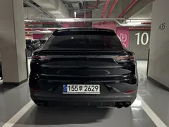 2022 Porsche Cayenne 3.0 COUPE PLATINUM EDITION, чёрный — фото 4