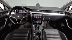 2022 Volkswagen Passat 2.0 TDI Prestige, белый — фото 7