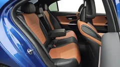 2022 Mercedes-Benz C-Class C300 AMG Line, синий — фото 15