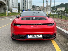 2024 Porsche 911 Targa 4, красный — фото 4